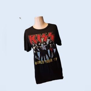 Vintage KISS World Tour 77 T-Shirt